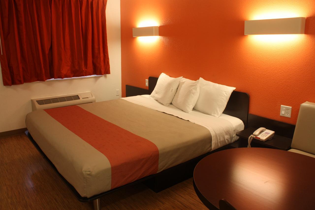 Motel 6-Youngstown, Oh Esterno foto